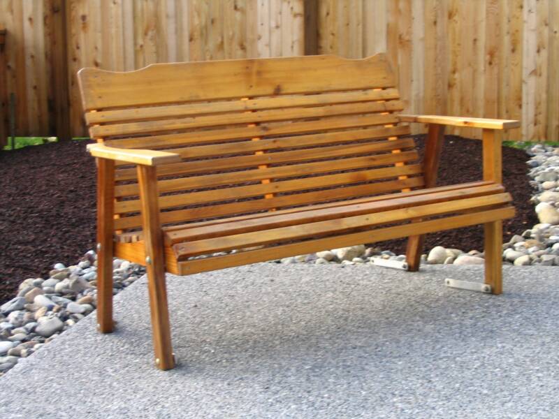Amish cedar garden bench, Amish lawn furniture